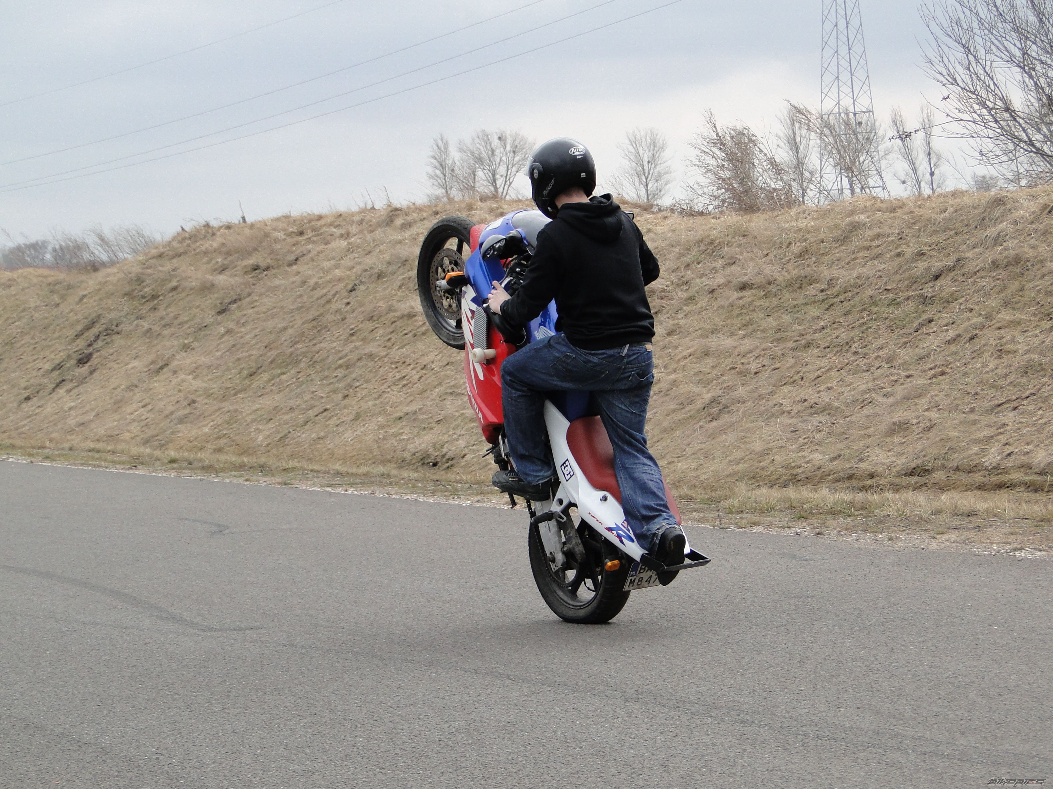 Bike Photo 1936550