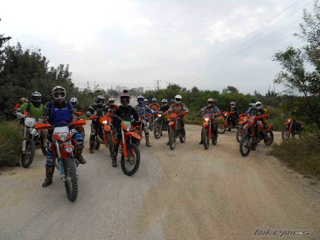 Photo 1936765