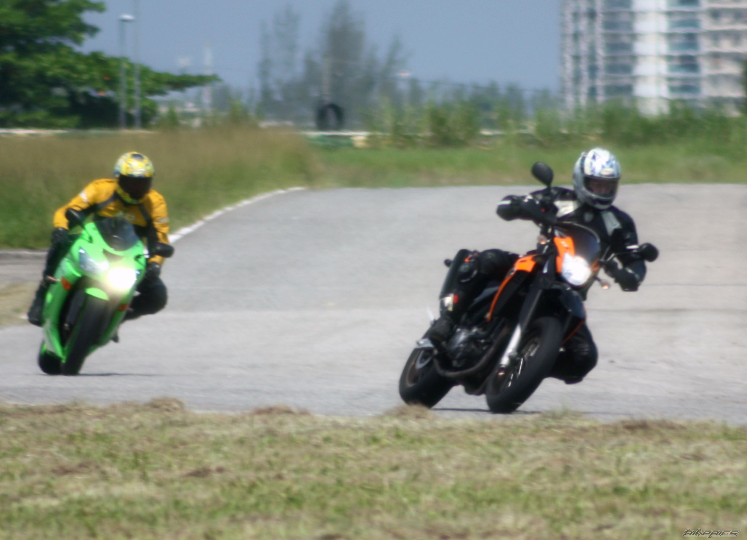 Bike Photo 1936856