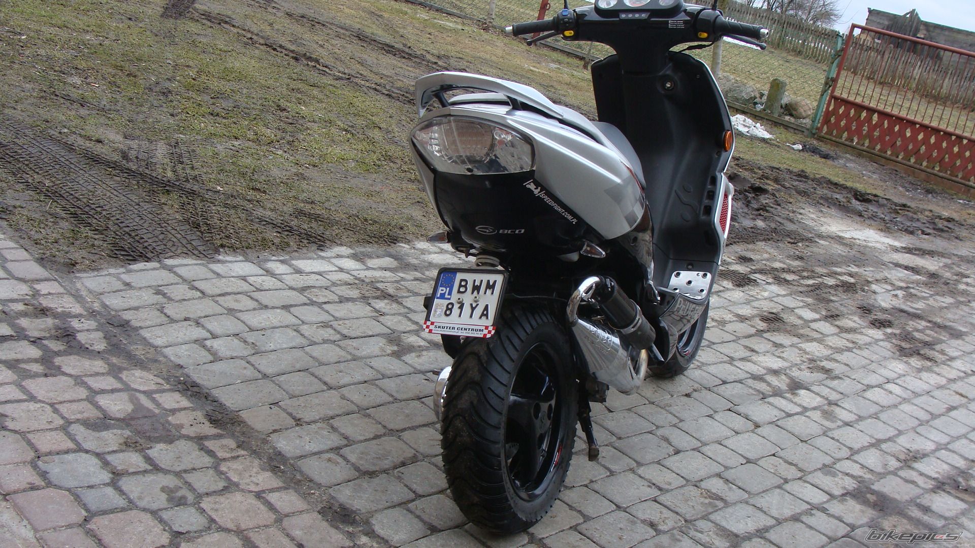 Bike Photo 1936913