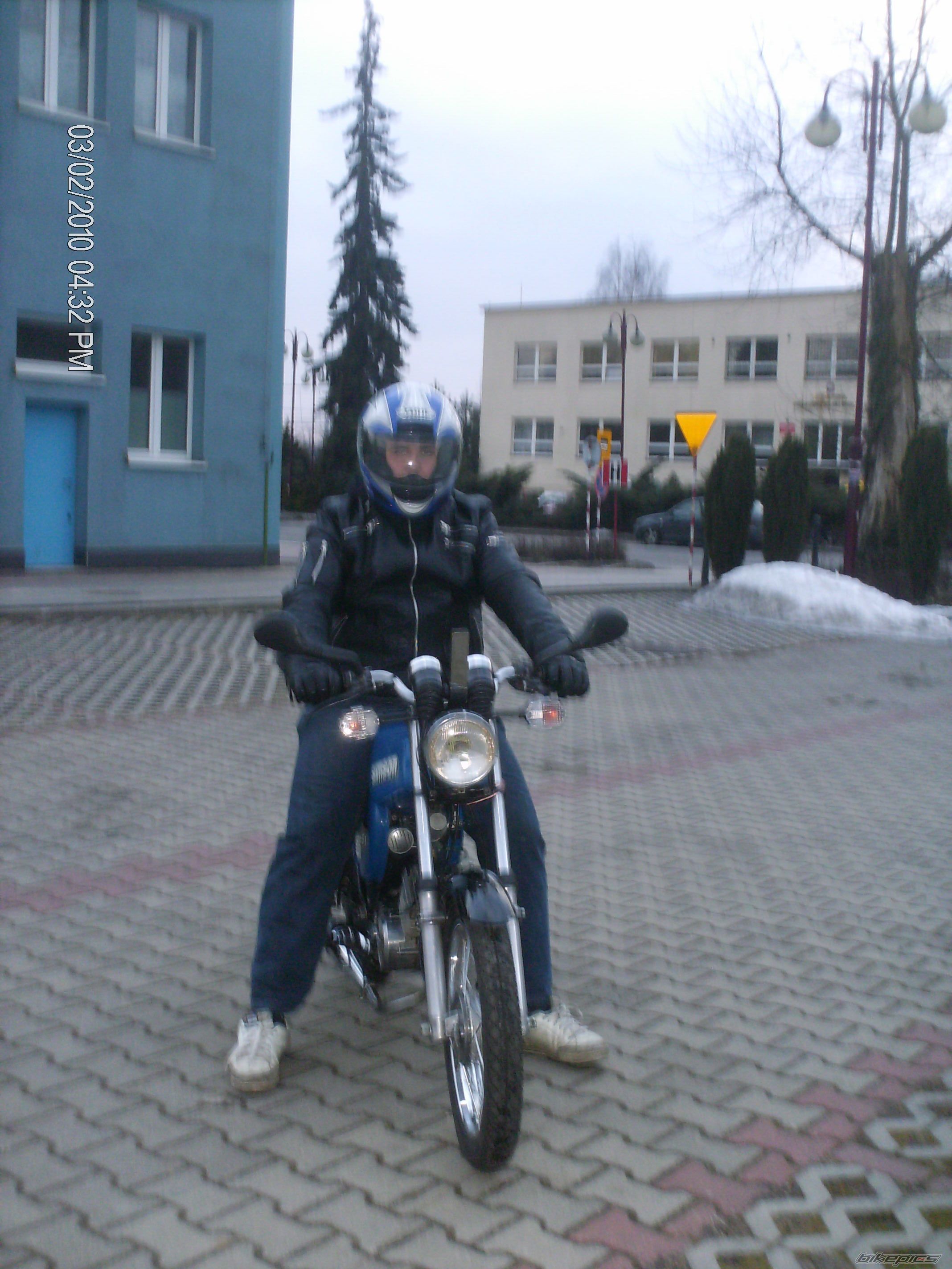 Photo 1937117