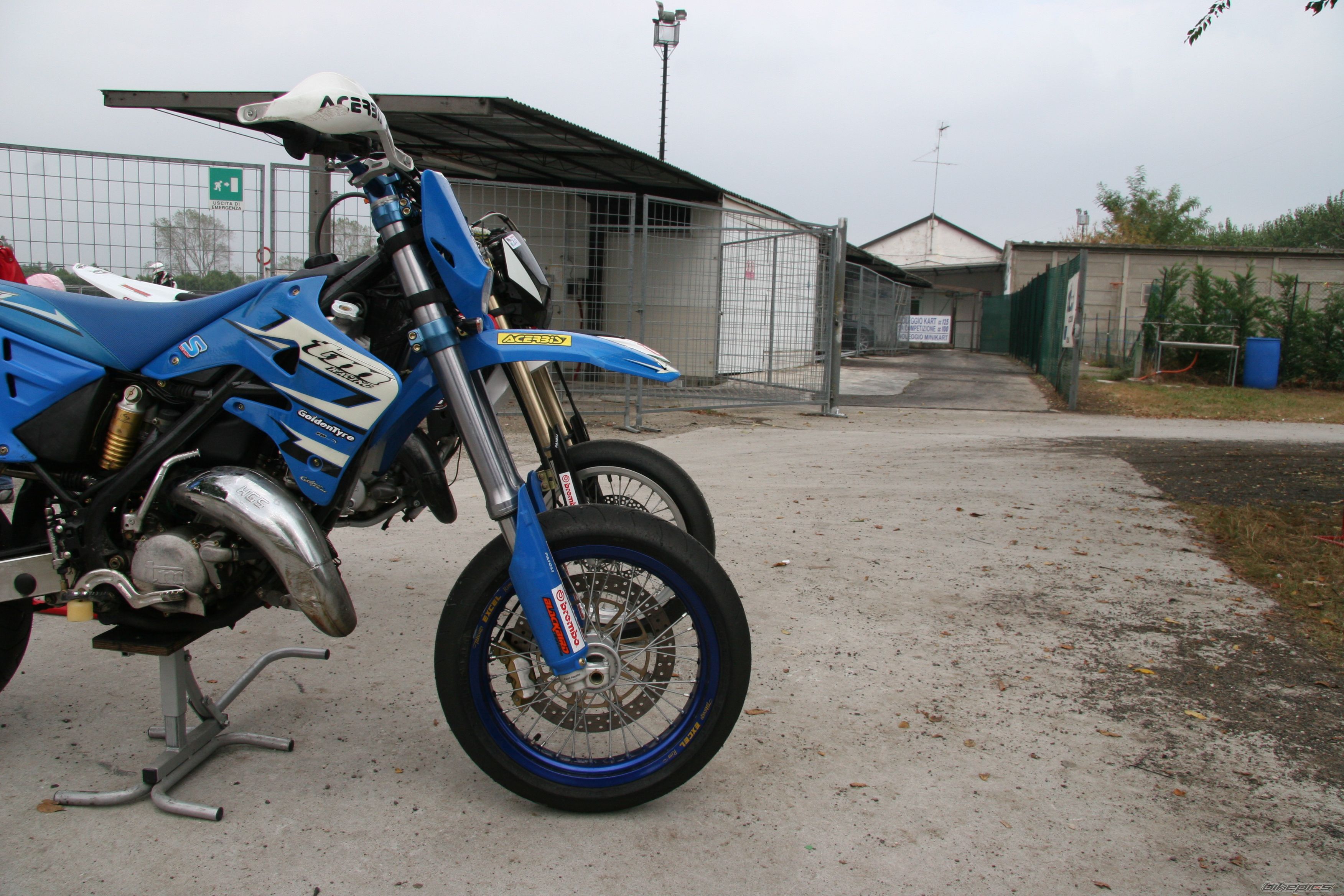 Bike Photo 1937121