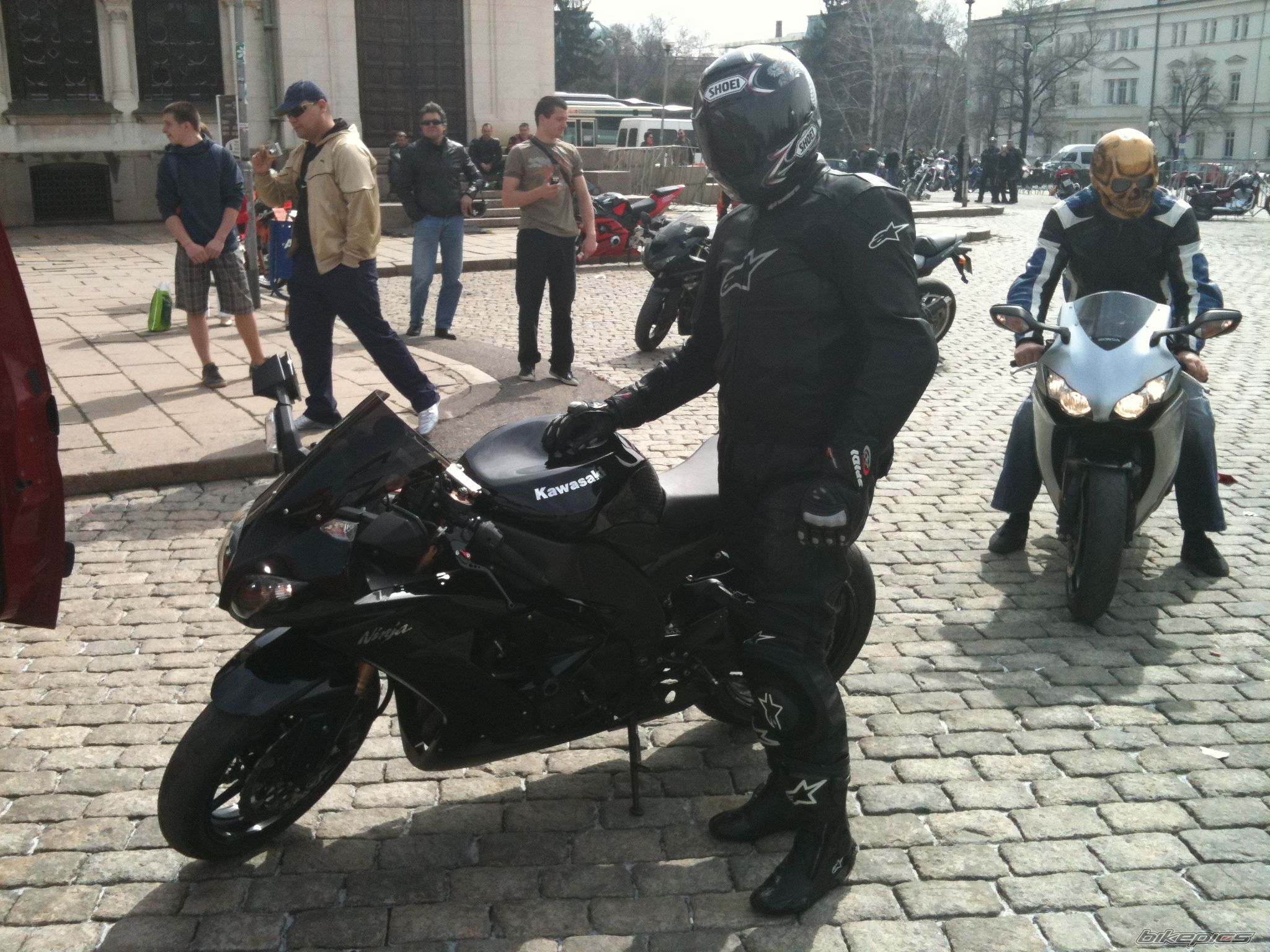 Photo 1937198