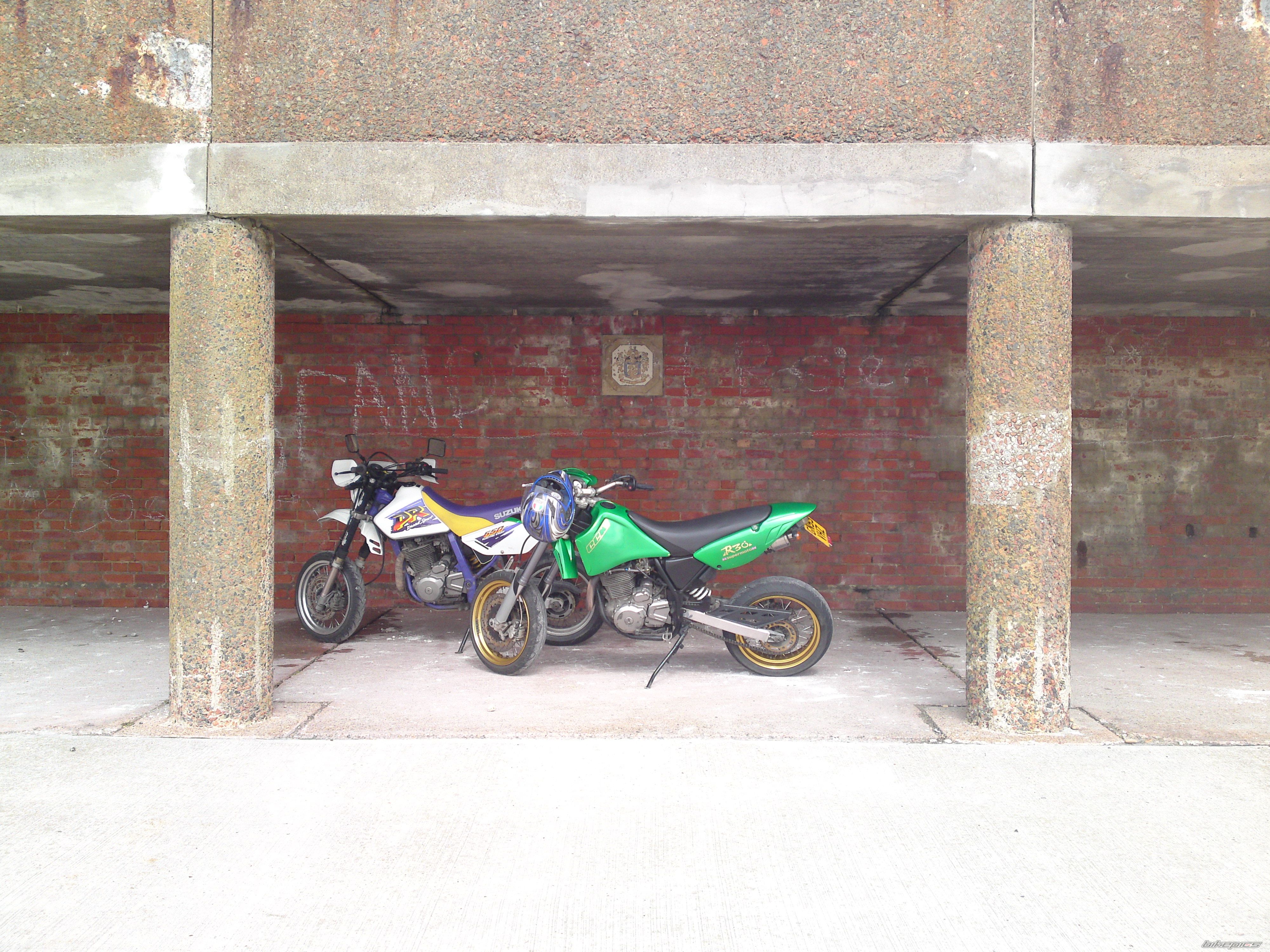 Photo 1937295