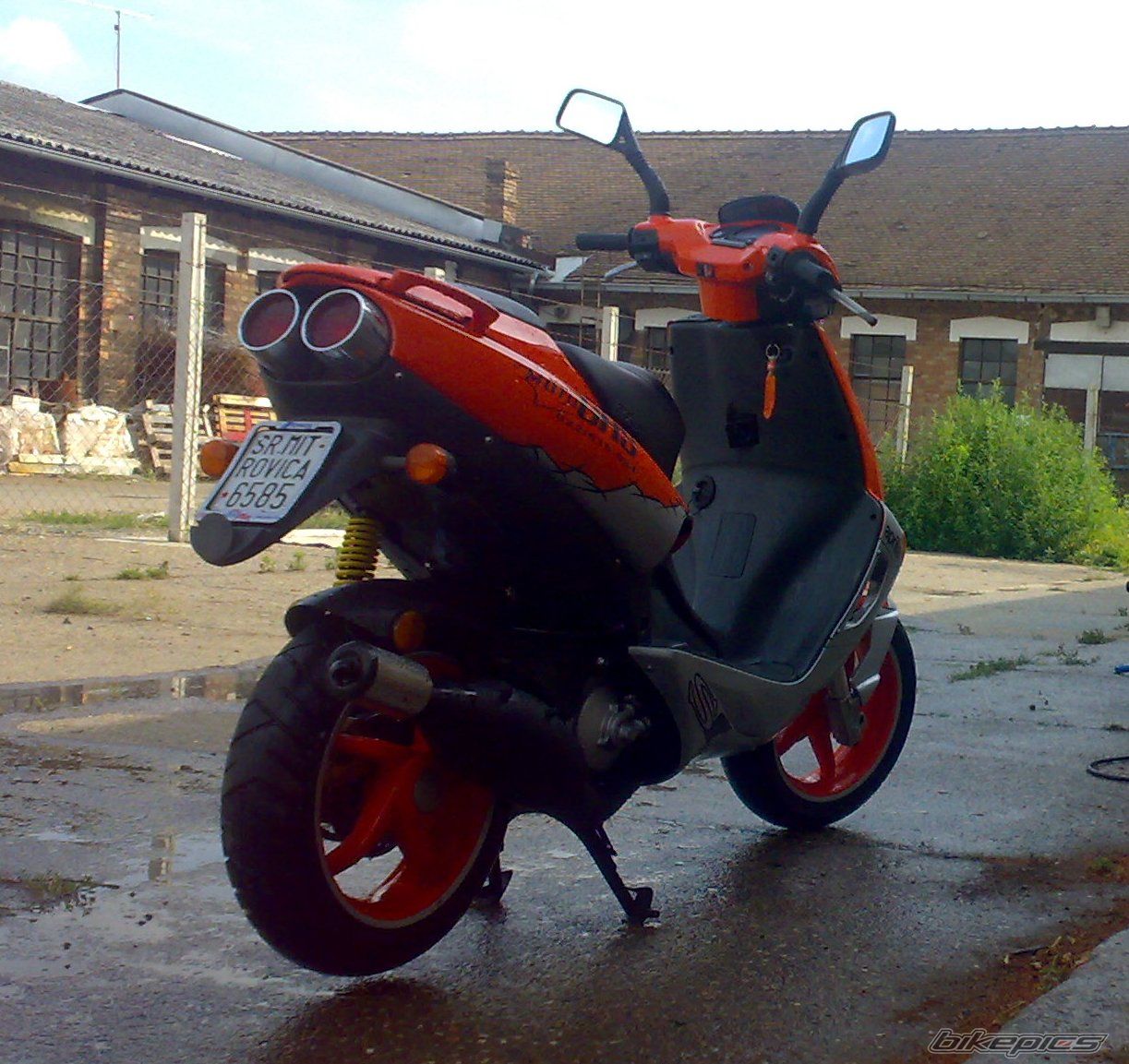 Bike Photo 1937345