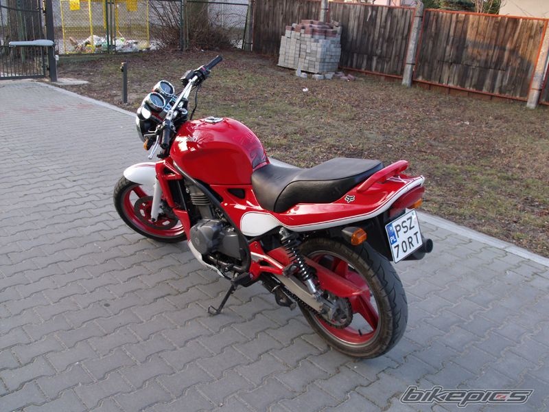 Photo 1937443