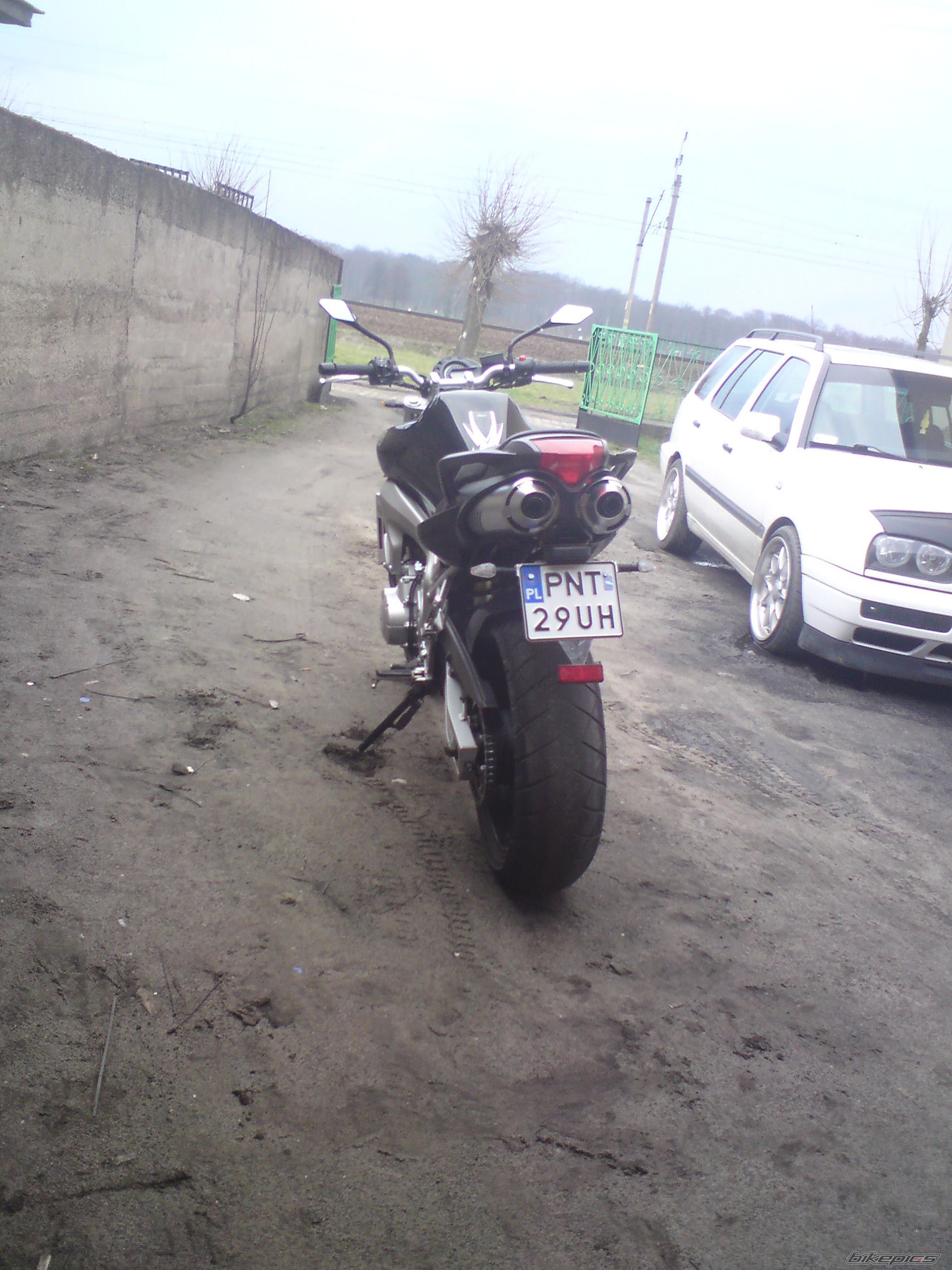 Photo 1937587