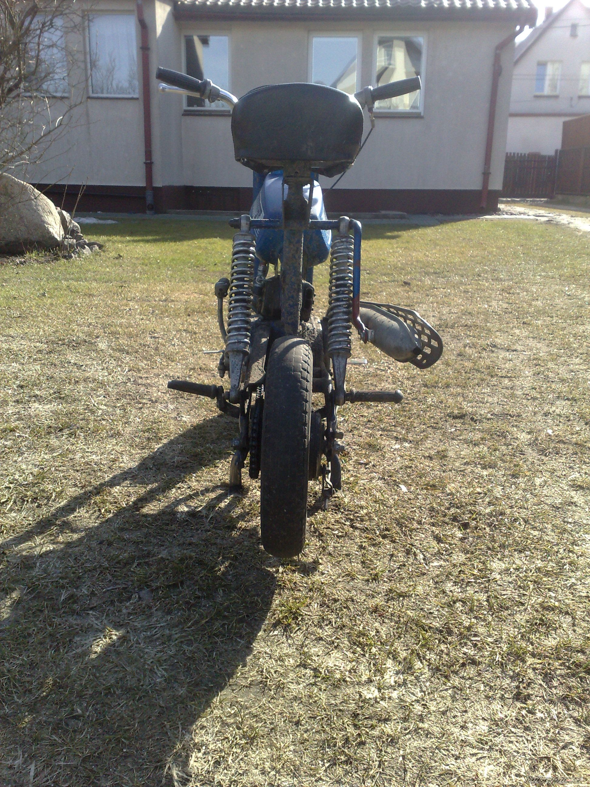 Photo 1937679