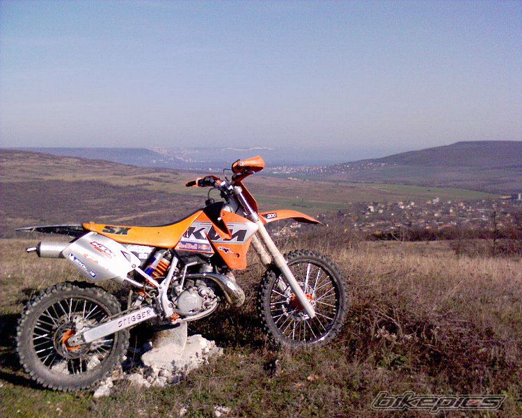 Photo 1937853