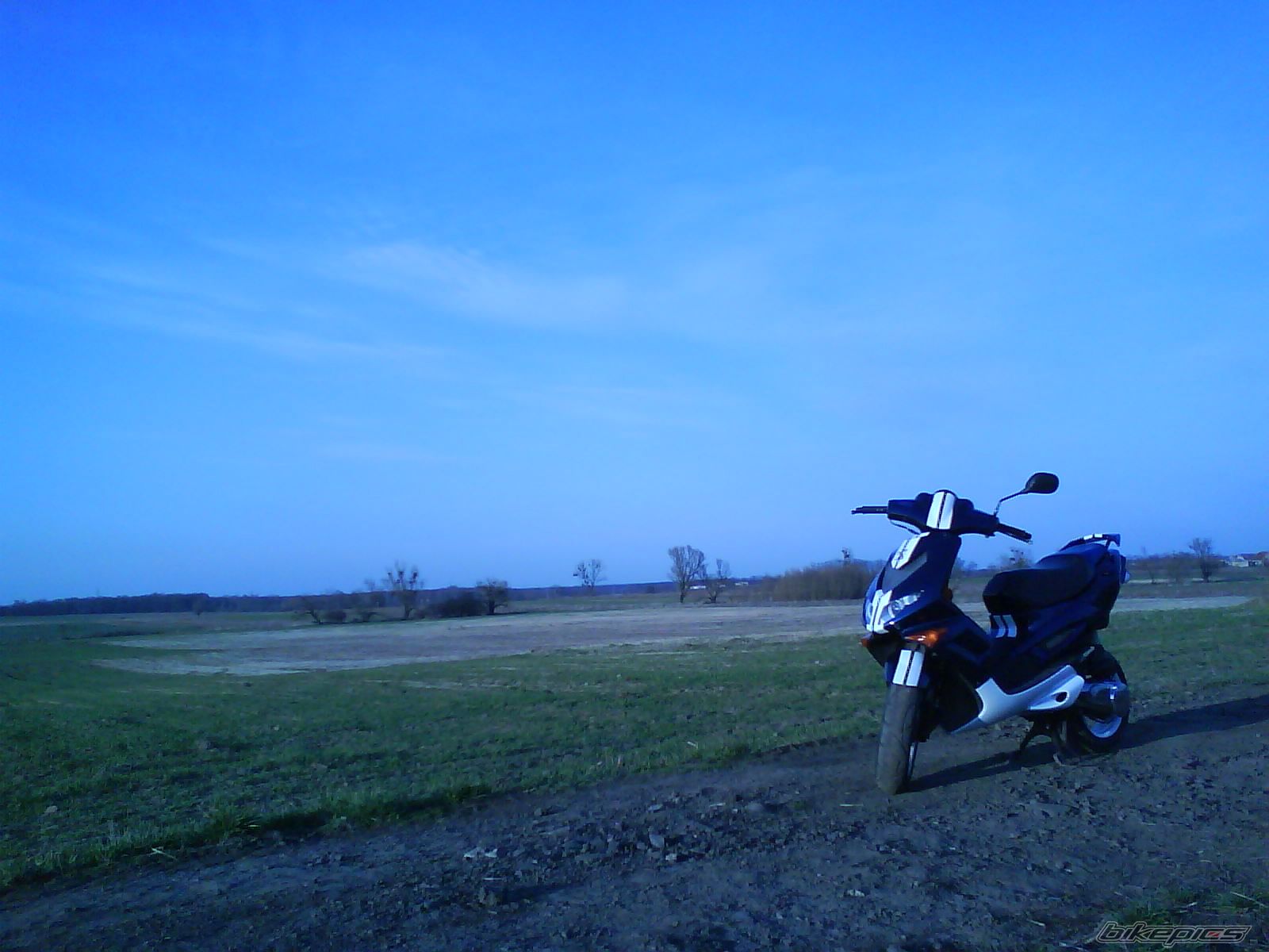 Photo 1939472