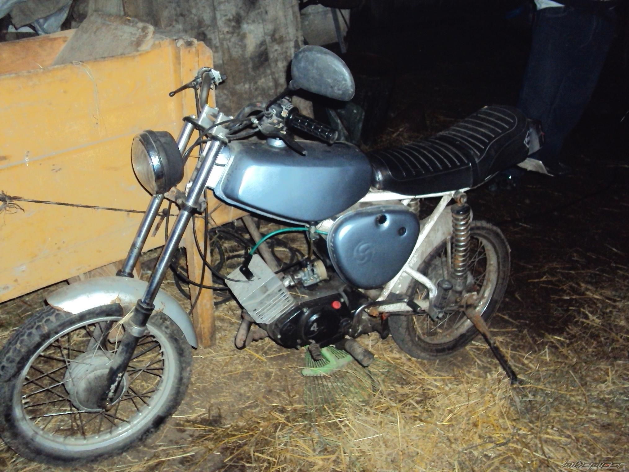 Photo 1939617