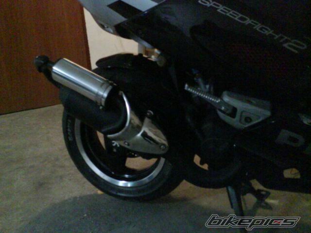 Photo 1939886