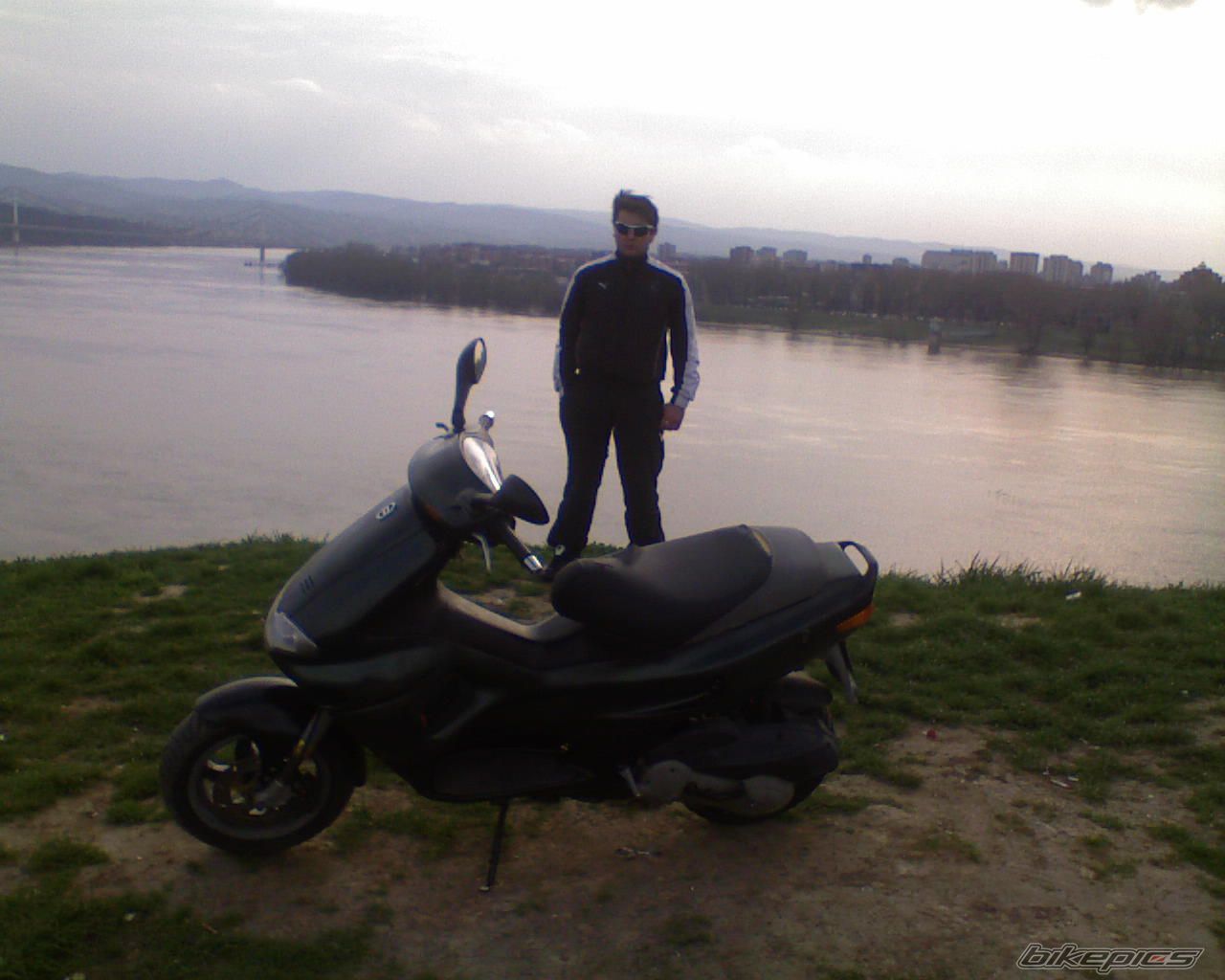 Bike Photo 1939957