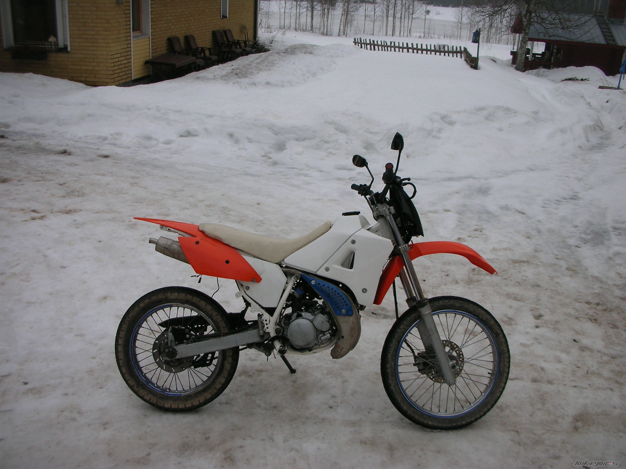 Photo 1940495