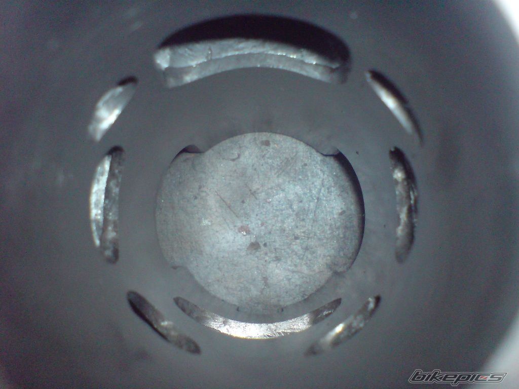 Photo 1940701