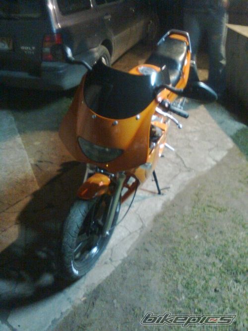 Photo 1940977