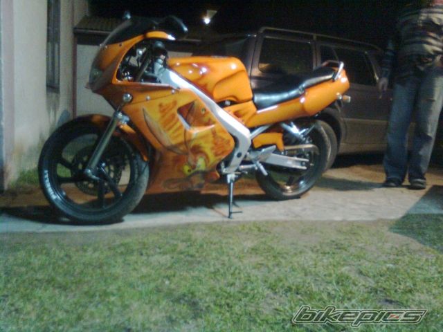 Photo 1940980
