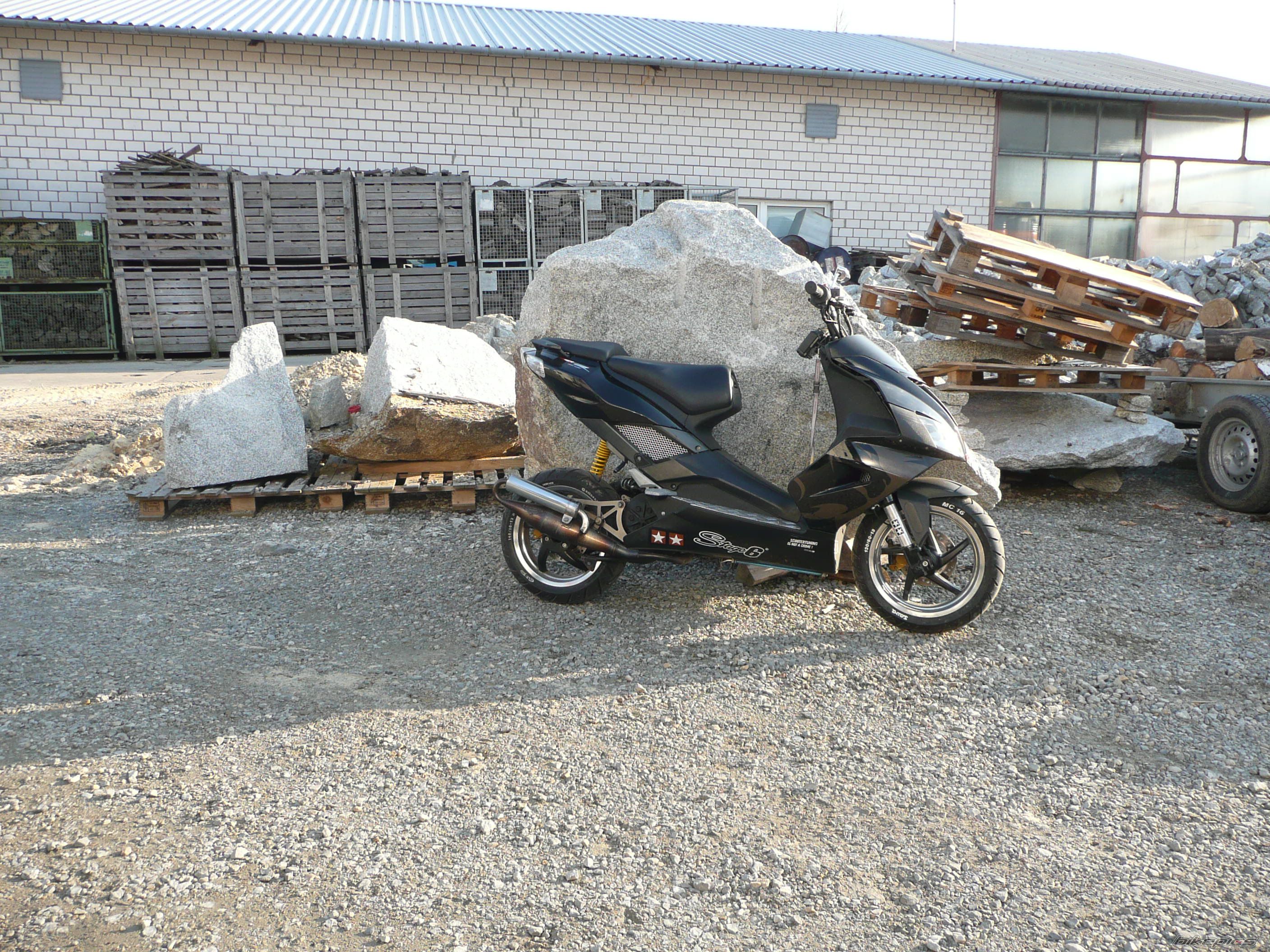 Photo 1942240
