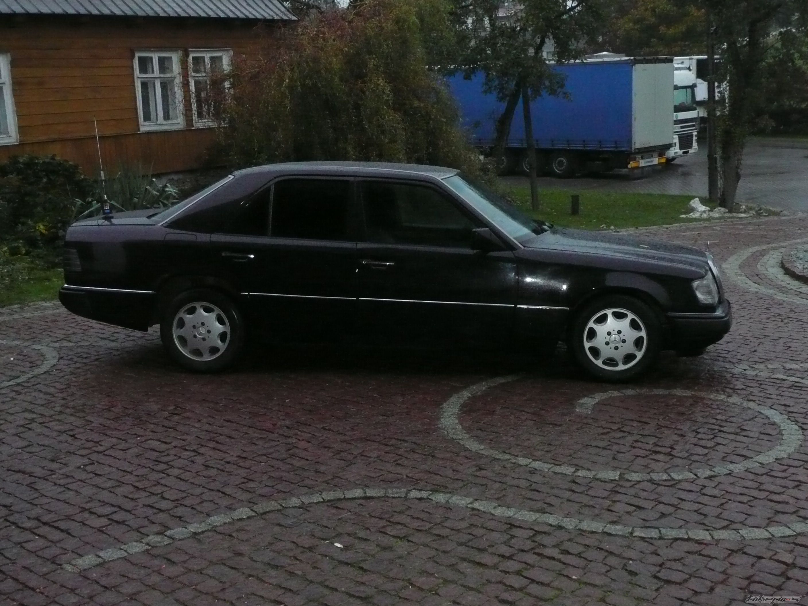 Photo 1942247