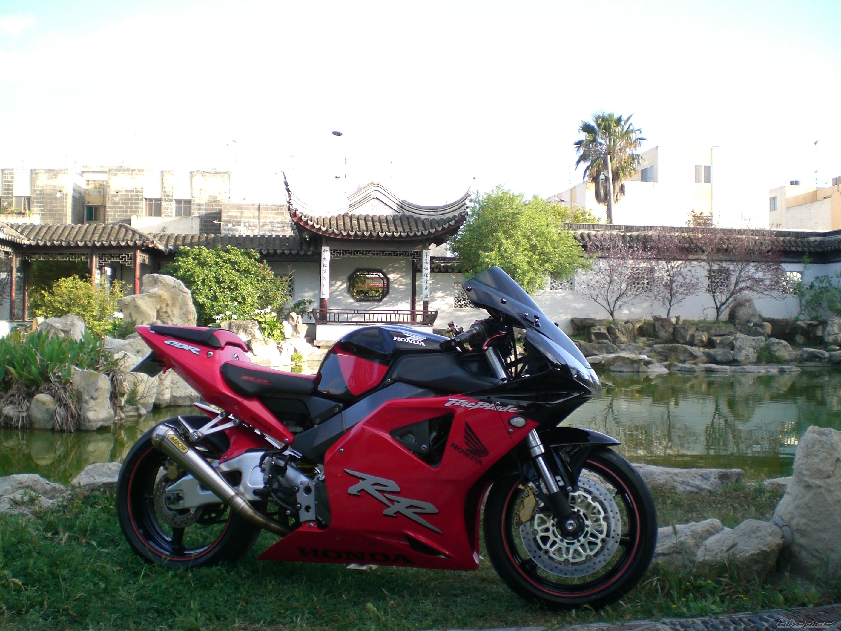 Photo 1942392