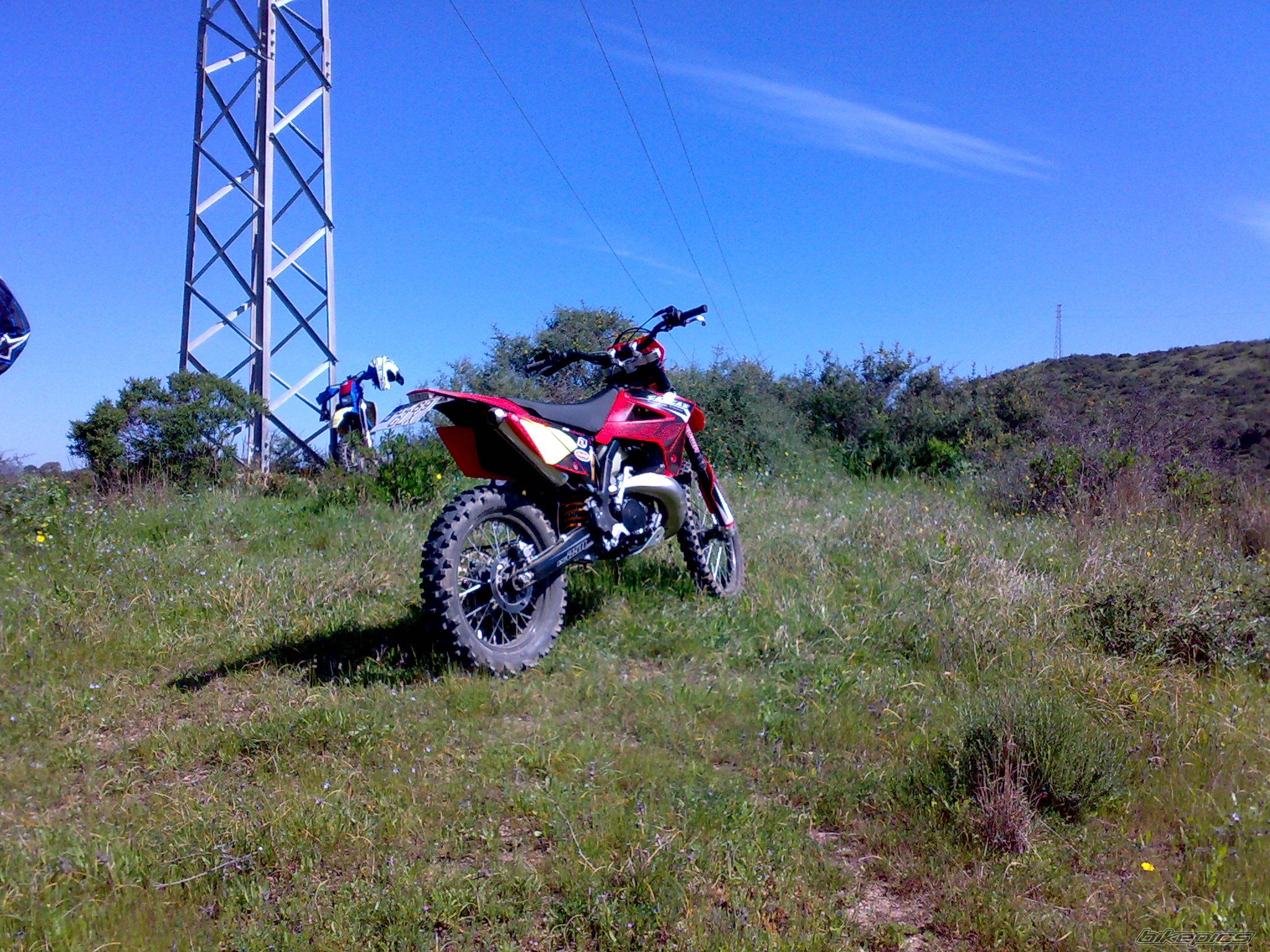 Photo 1942957