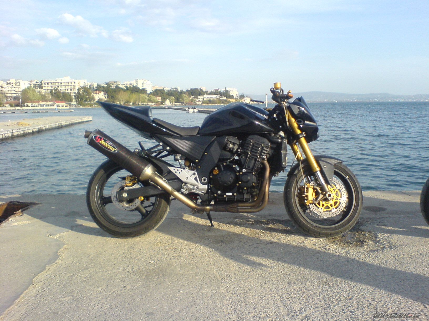 Bike Photo 1943060