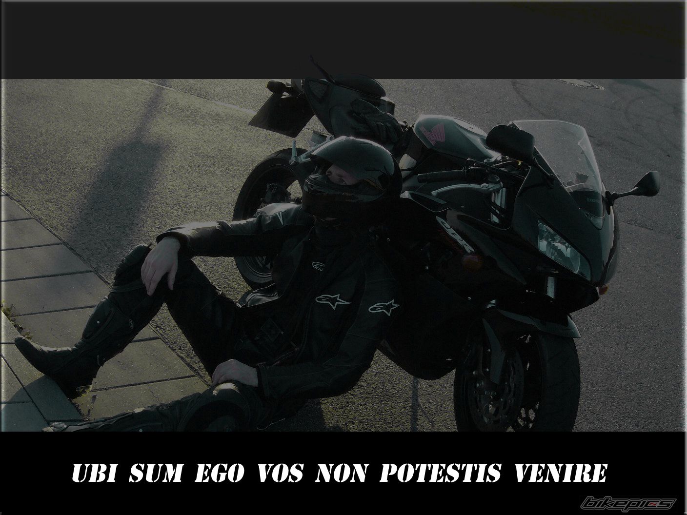 Photo 1943066
