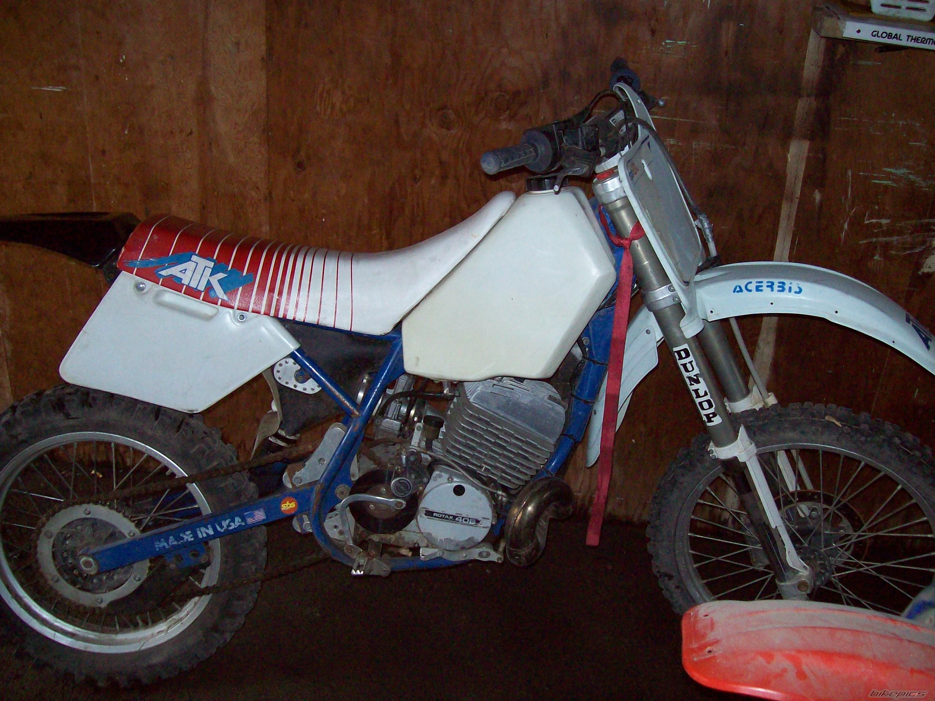 Bike Photo 1943075