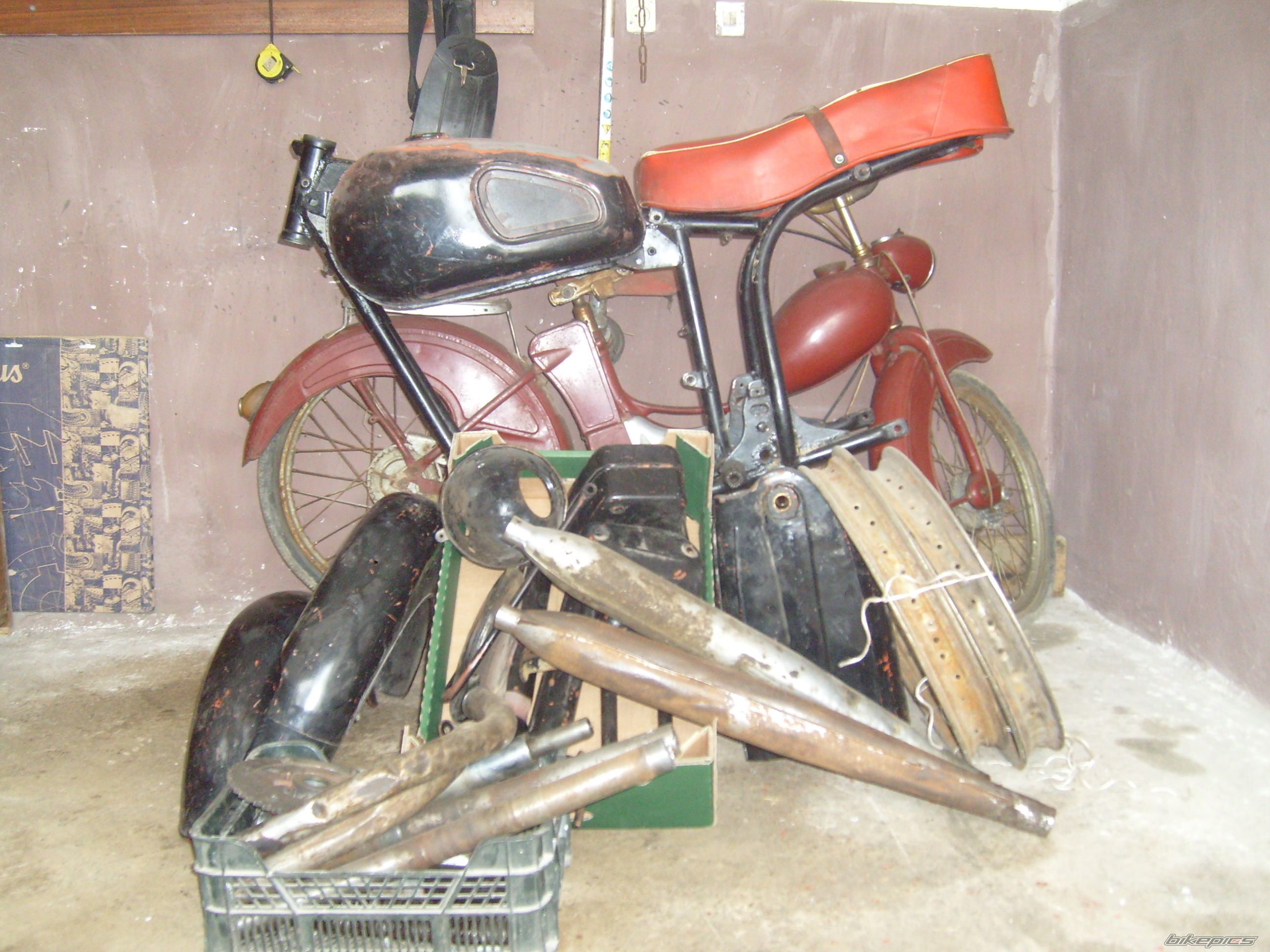 Photo 1943173