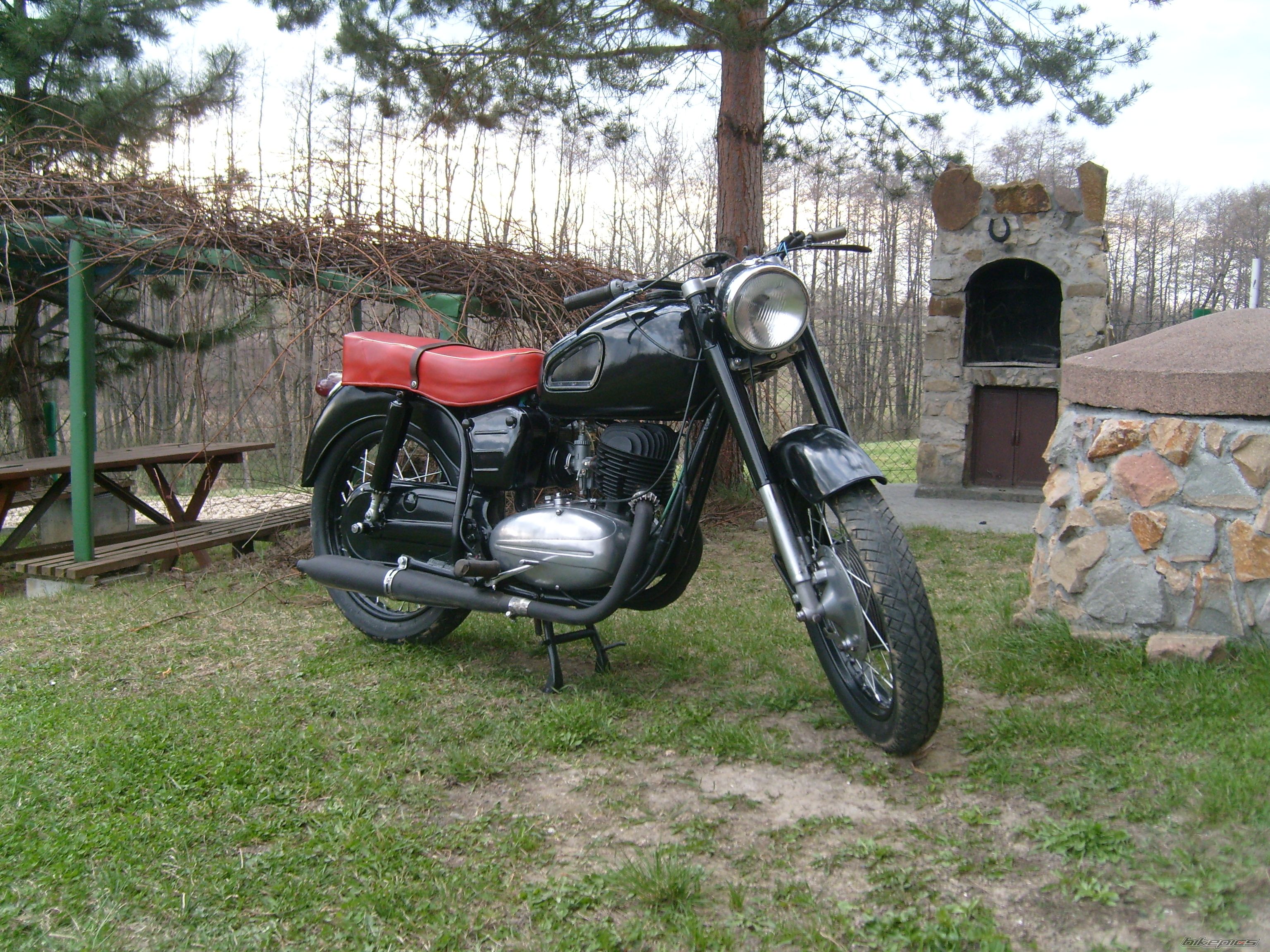 Photo 1943204