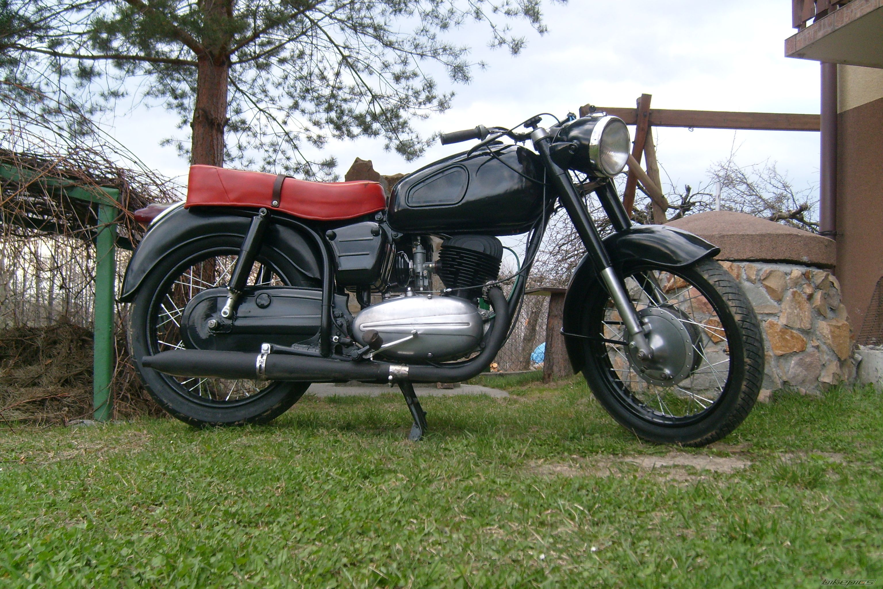 Photo 1943206