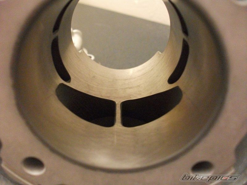 Photo 1943278