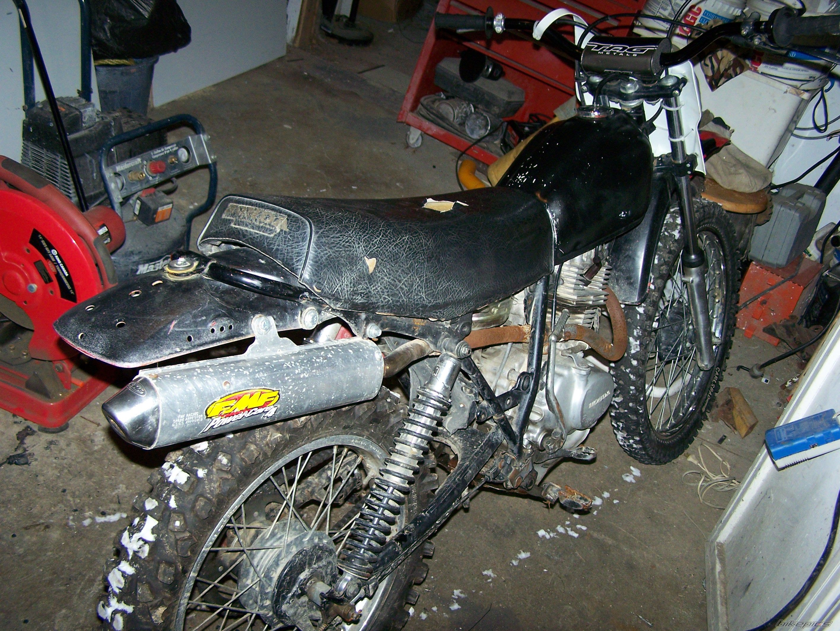Photo 1943506