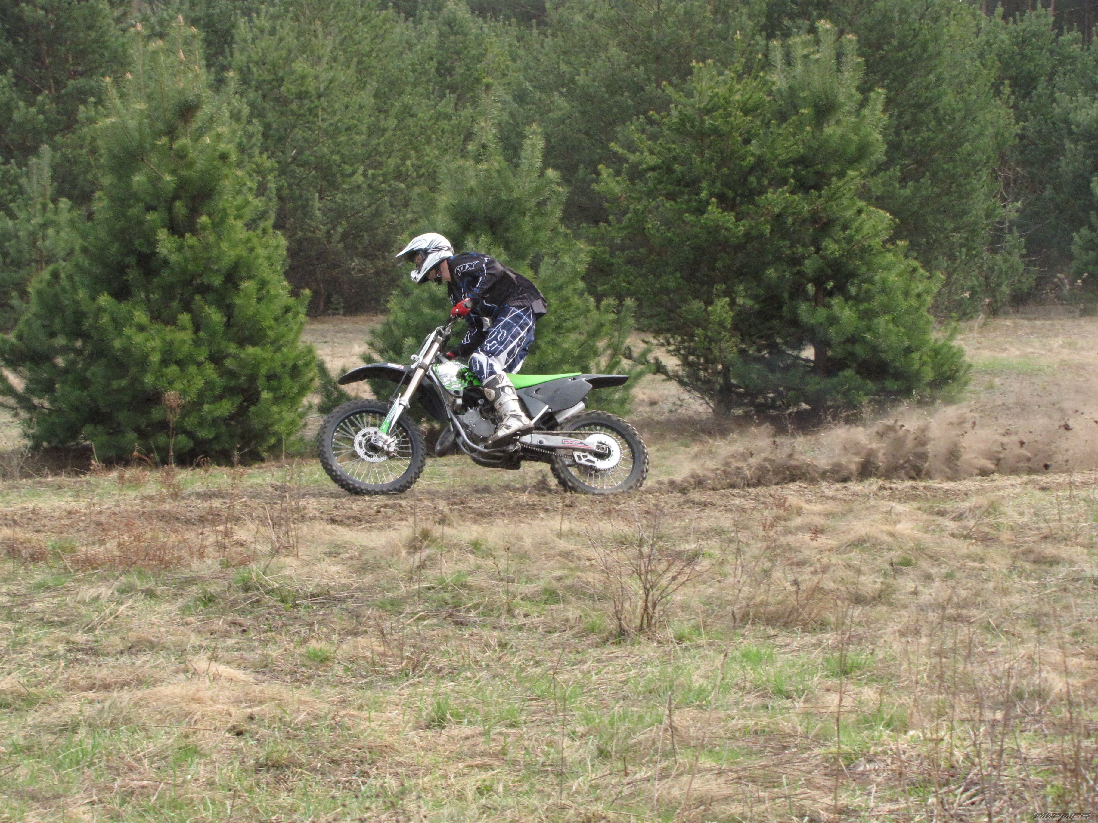 Photo 1944076