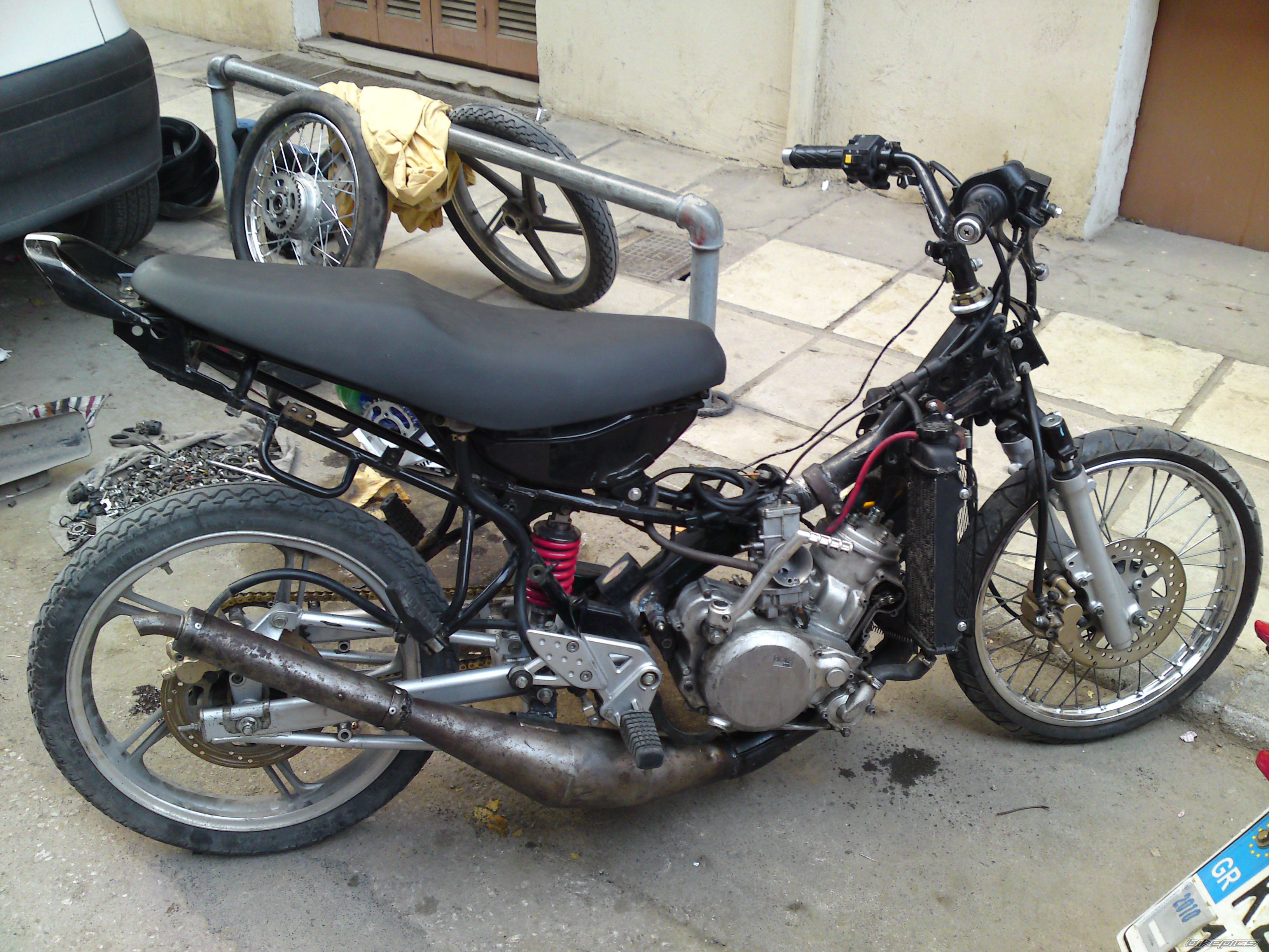 Photo 1944090