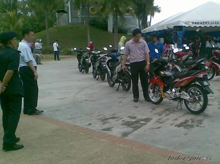 Photo 1944401