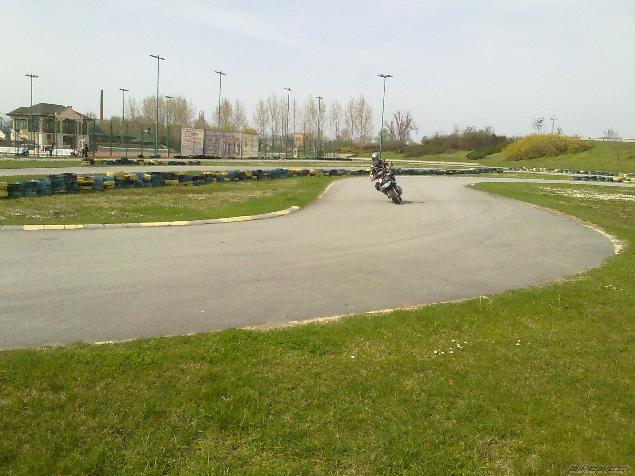 Photo 1944410
