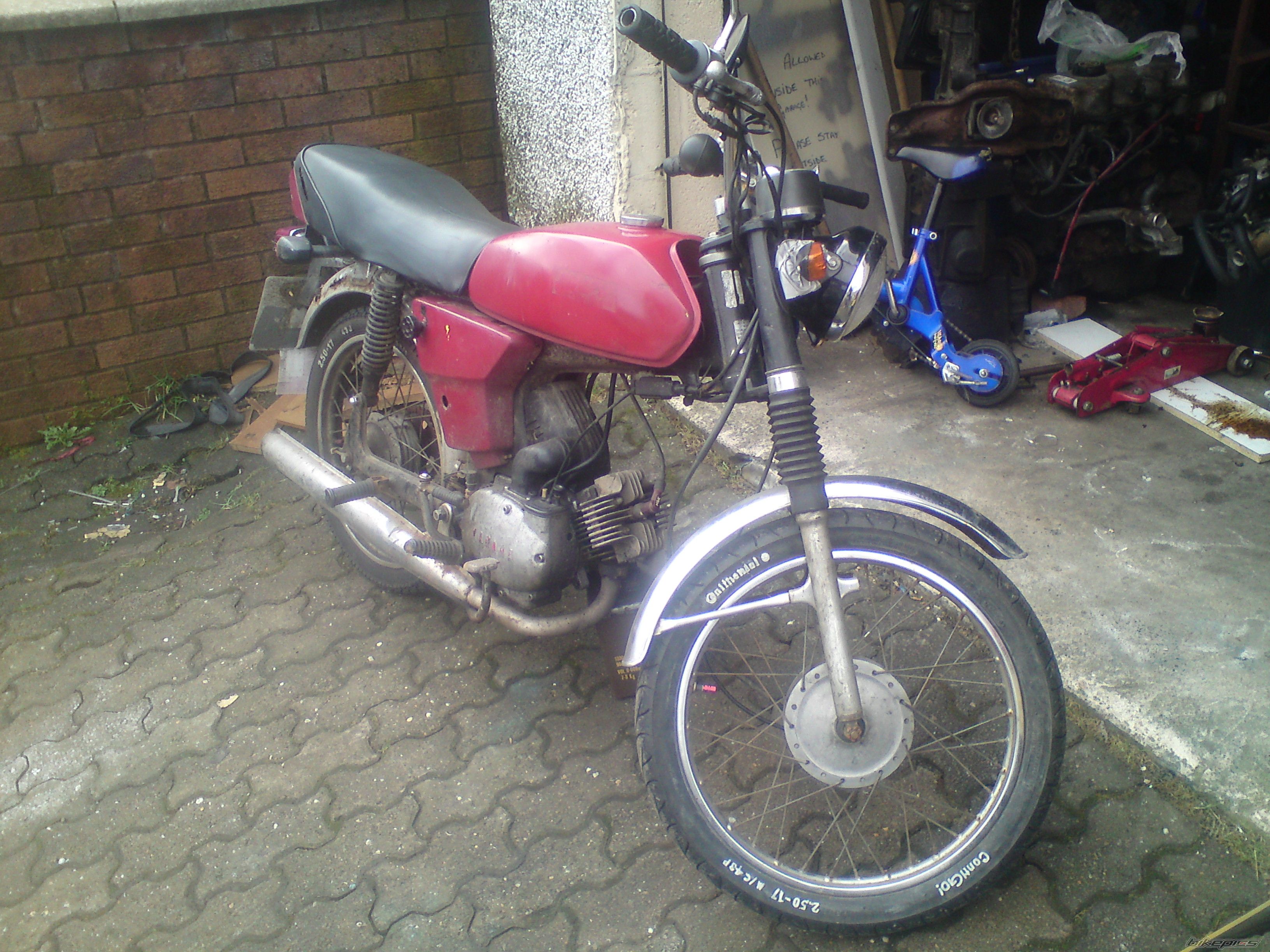 Photo 1944432