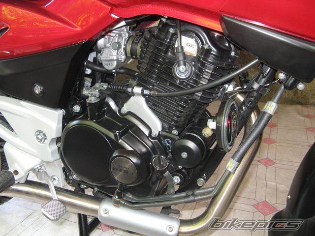 Photo 1944585