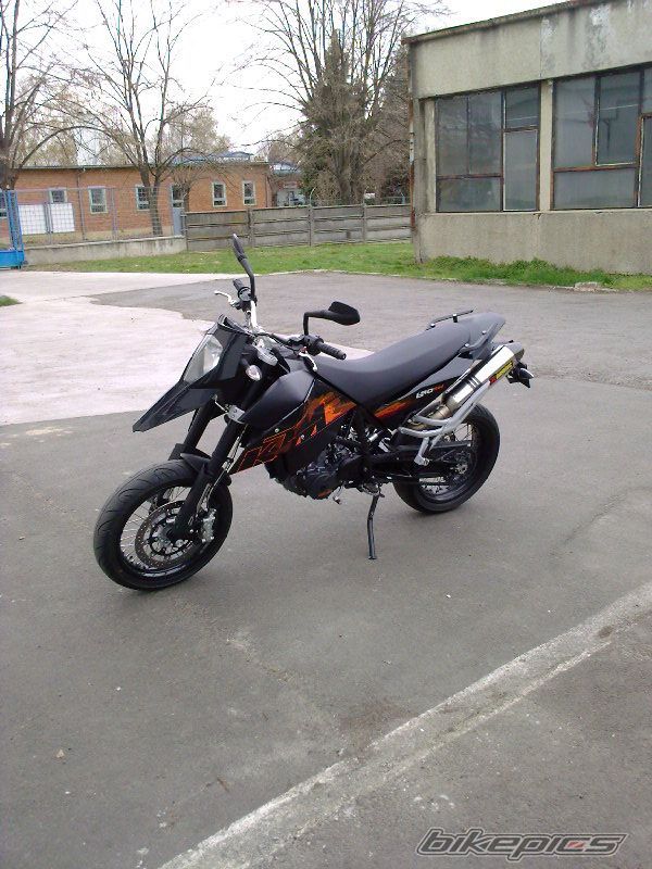 Photo 1944601