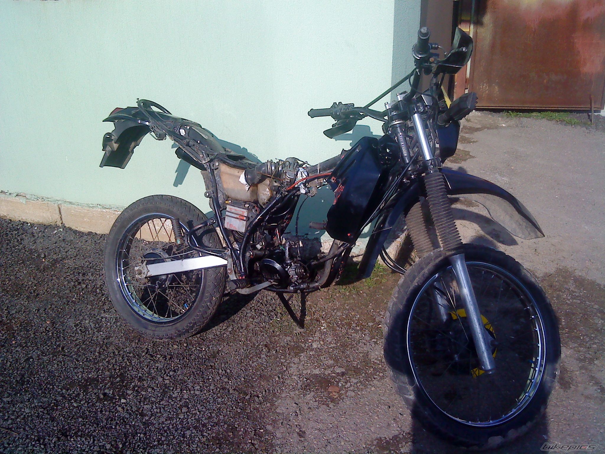 Photo 1945003