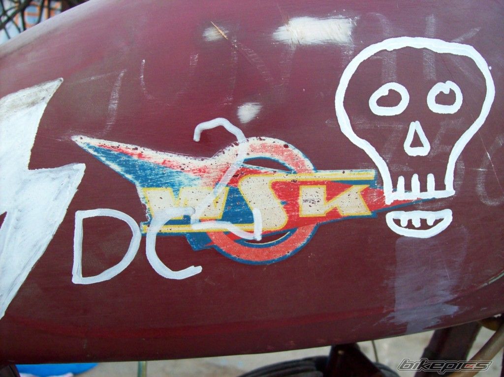 Photo 1945077
