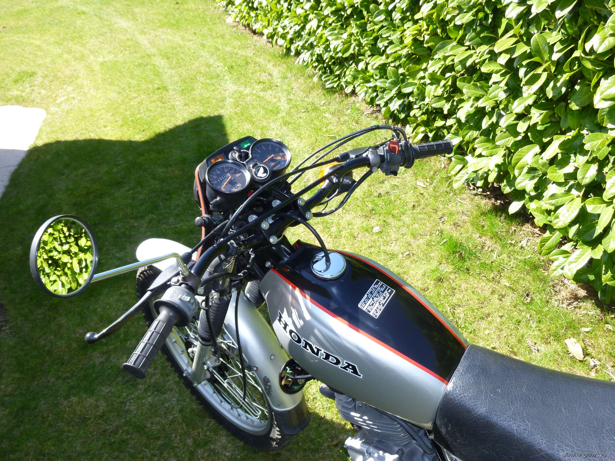 Bike Photo 1945135