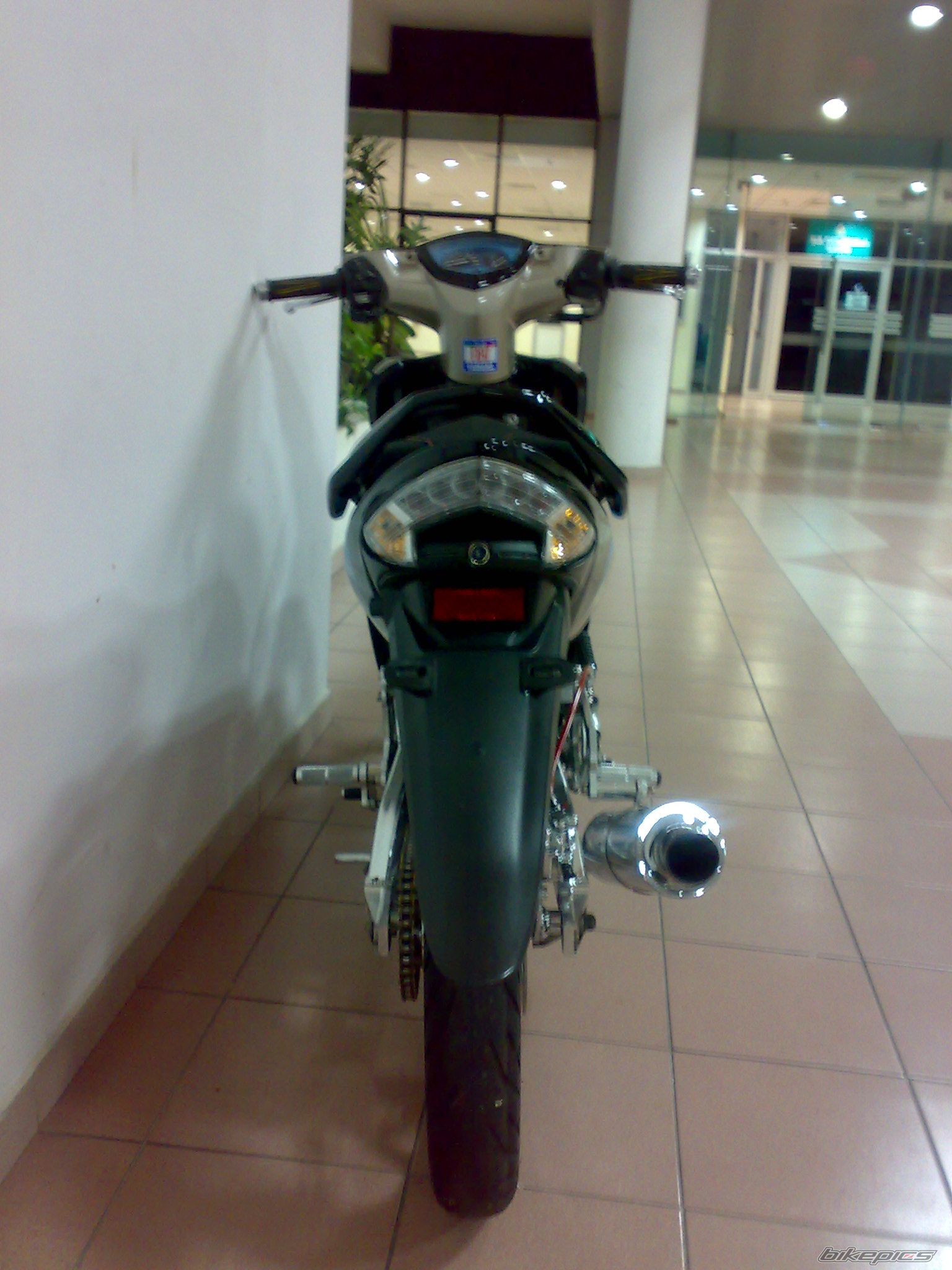 Photo 1945188
