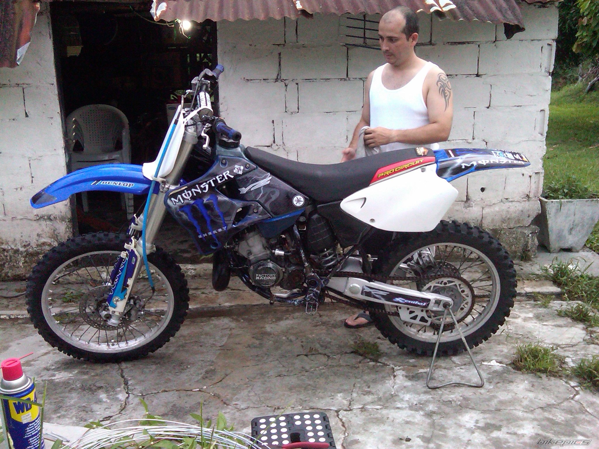 Photo 1945408