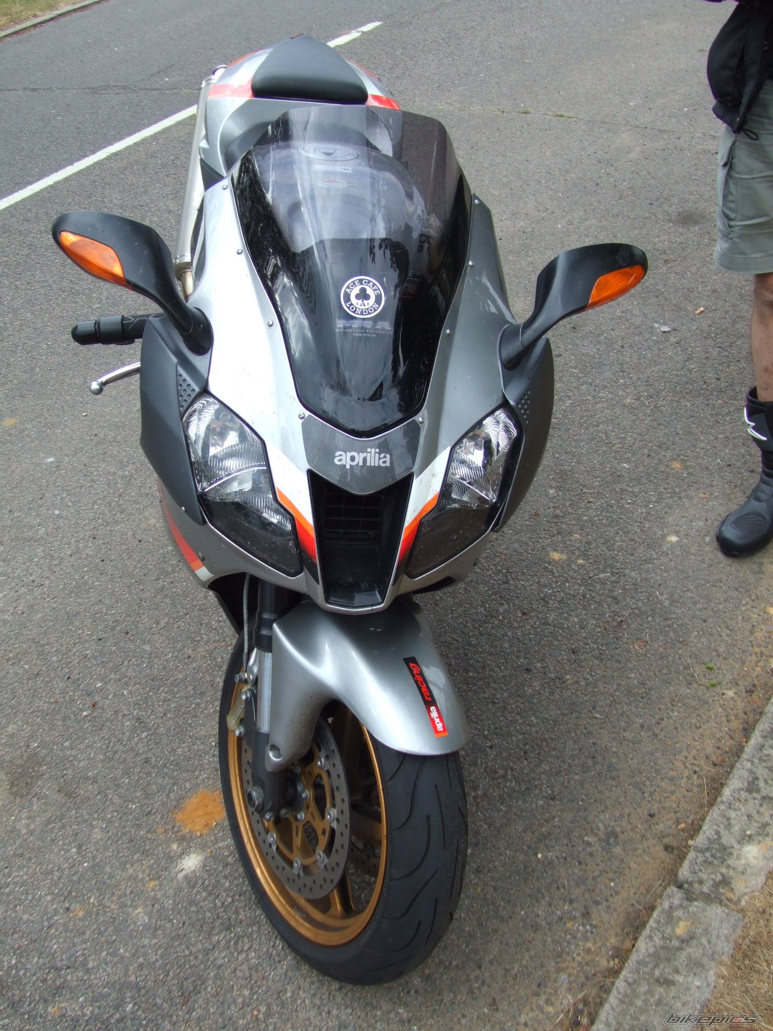 Photo 1945592