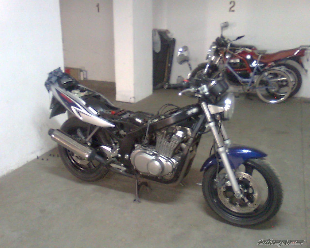 Photo 1945753