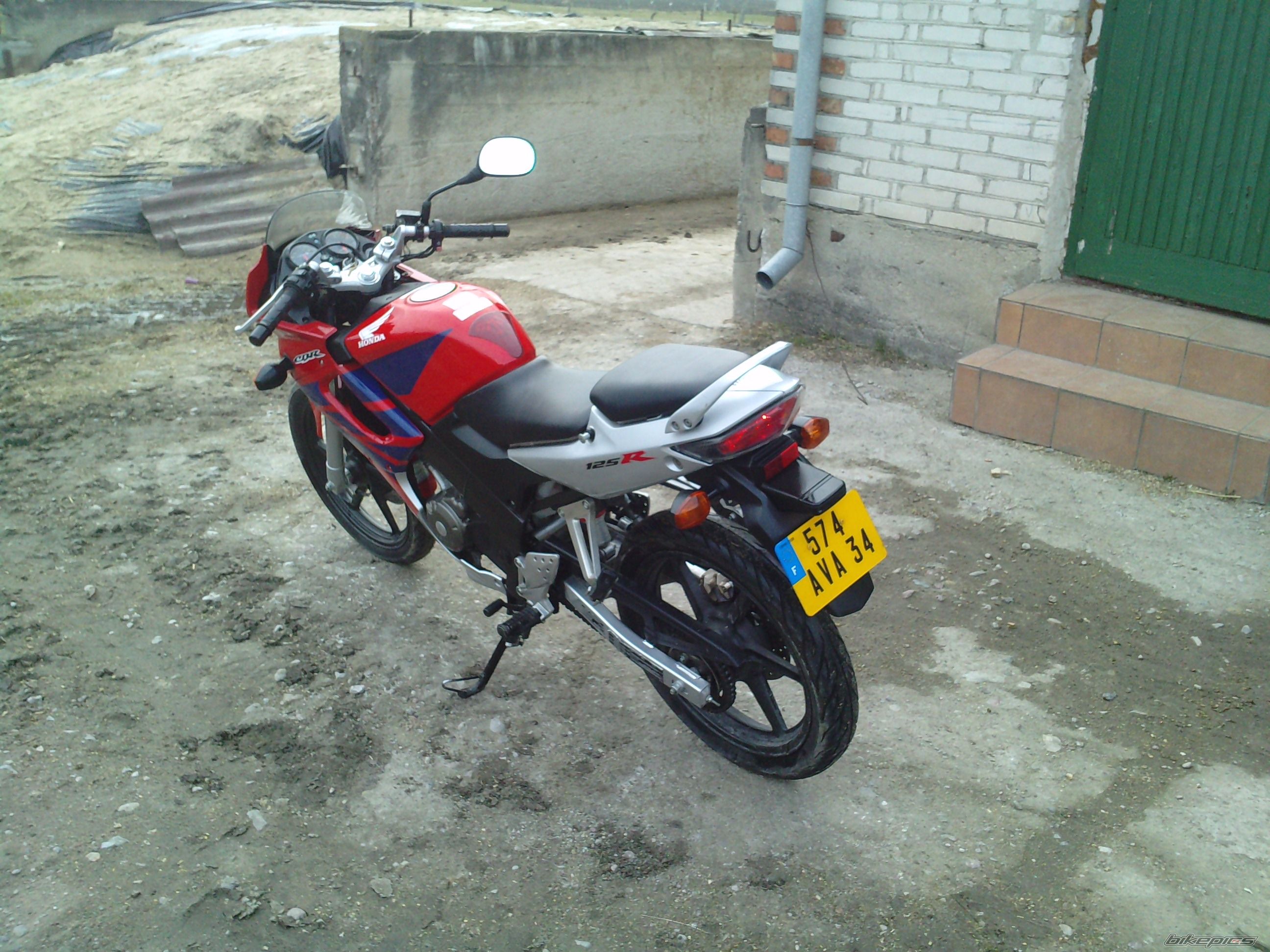 Bike Photo 1945821