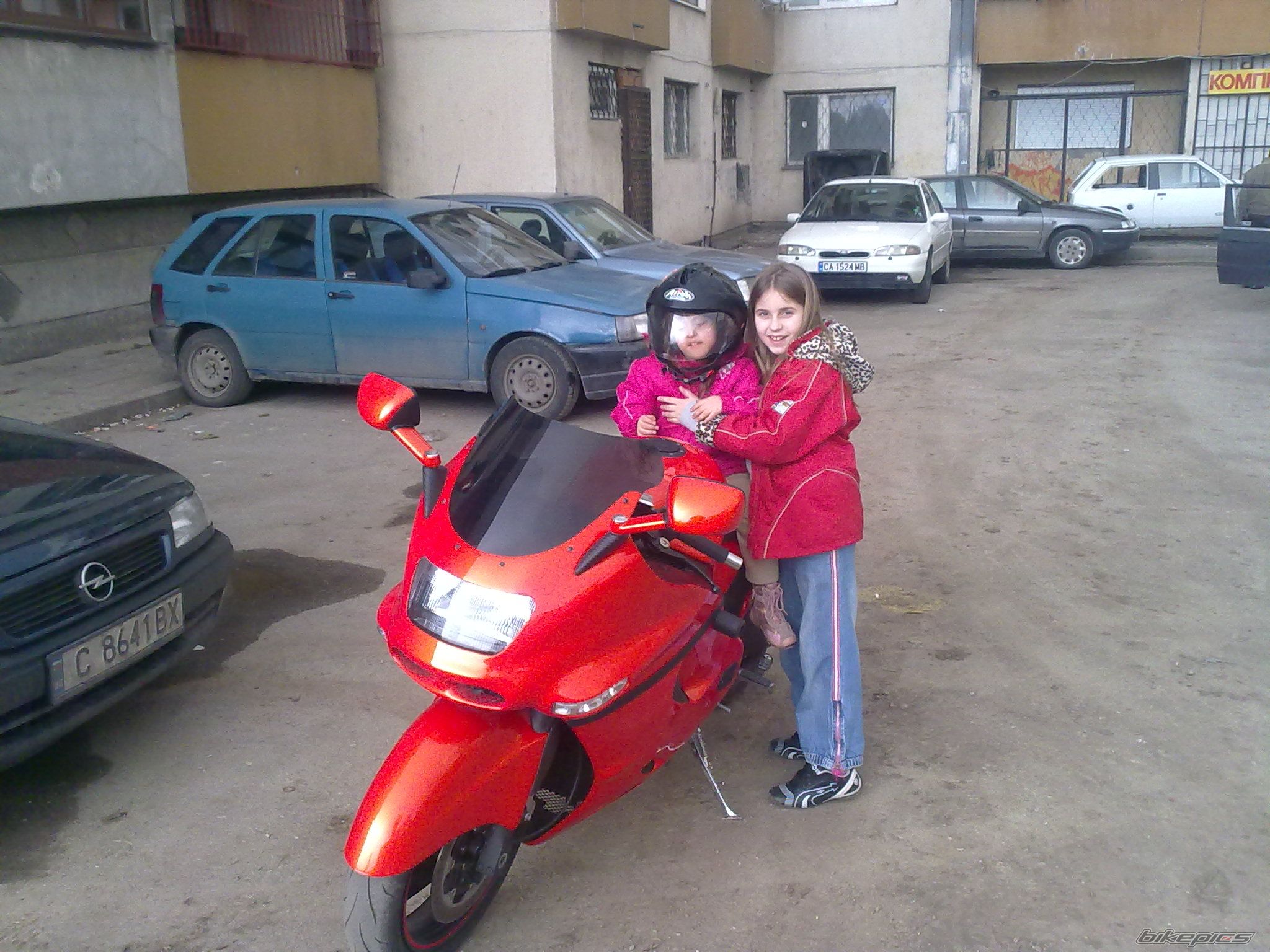 Photo 1946093