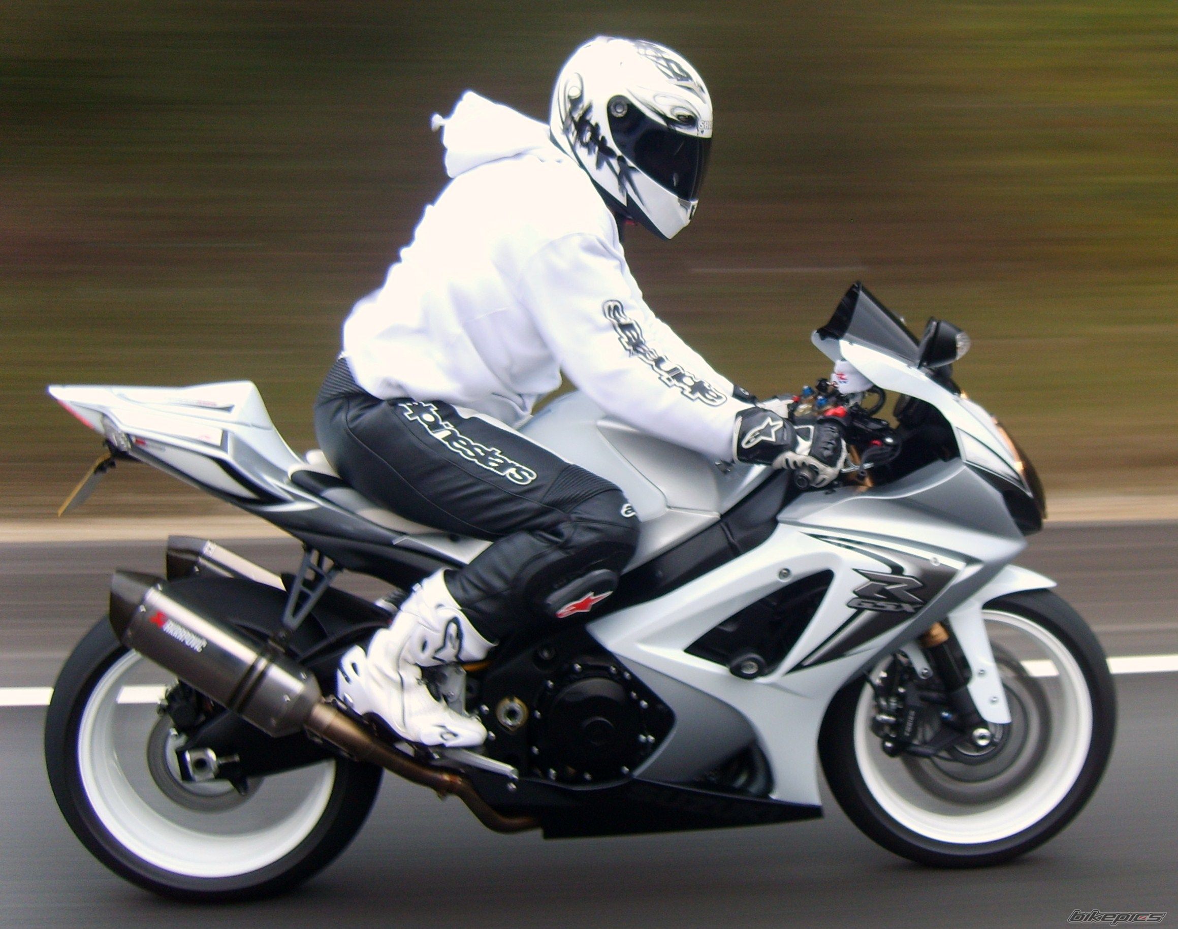 Bike Photo 1946207